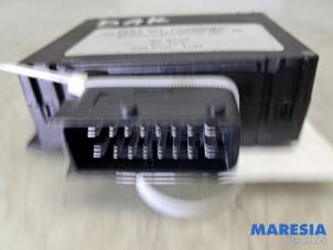 Gebruikte Cabriokap computer Fiat 500C (312) 1.2 69 Prijs € 149,95 Margeregeling aangeboden door Maresia Parts