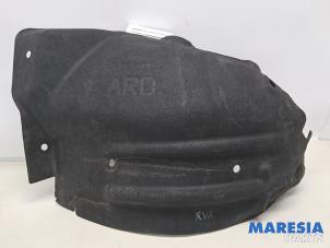 Gebruikte Slijkweerder Renault Megane IV (RFBB) 1.2 Energy TCE 130 Prijs € 40,00 Margeregeling aangeboden door Maresia Parts