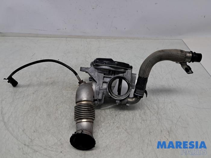 Gebruikte Gasklephuis Fiat Ducato (250) 2.3 D 130 Multijet Prijs € 139,15 Inclusief btw aangeboden door Maresia Parts