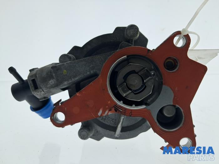 Gebruikte Vacuumpomp (Diesel) Nissan NV 300 1.6 dCi 95 Prijs € 48,34 Inclusief btw aangeboden door Maresia Parts