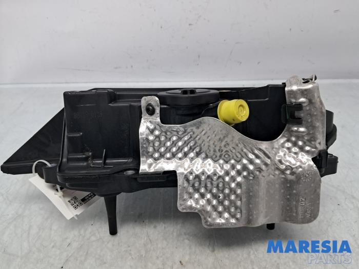Gebruikte Carterventilatie Nissan NV 300 1.6 dCi 95 Prijs € 48,34 Inclusief btw aangeboden door Maresia Parts