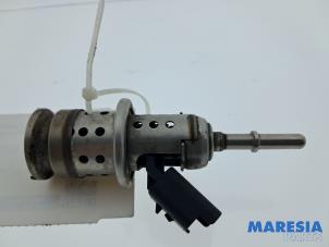 Gebruikte Injector adblue Peugeot Expert (V1/VA/VB/VE/VF/VT/VY) 2.0 Blue HDi 120 16V Prijs € 72,60 Inclusief btw aangeboden door Maresia Parts