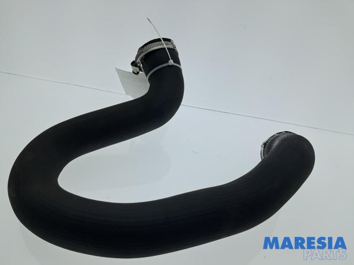 Gebruikte Intercooler Slang Peugeot 308 (L3/L8/LB/LH/LP) 1.6 16V THP Prijs € 34,95 Margeregeling aangeboden door Maresia Parts