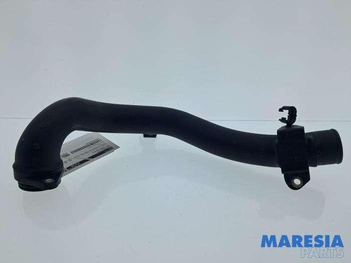 Gebruikte Intercooler Buis Opel Combo 1.3 CDTI 16V Prijs € 30,25 Inclusief btw aangeboden door Maresia Parts