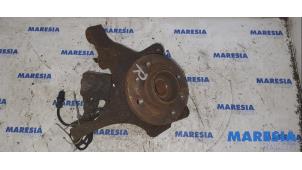 Gebruikte Asschenkel rechts-voor Renault Laguna I (B56) 1.6 16V Prijs € 60,00 Margeregeling aangeboden door Maresia Parts