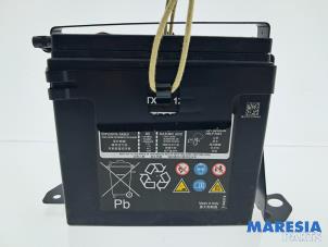 Gebruikte Accu Peugeot 3008 II (M4/MC/MJ/MR) 1.6 16V HYbrid 225 Prijs € 49,99 Margeregeling aangeboden door Maresia Parts