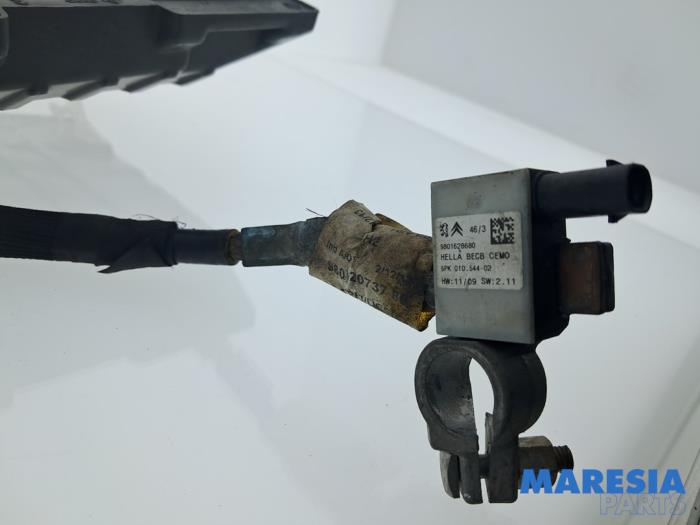 Start/Stop computer van een Peugeot 208 I (CA/CC/CK/CL) 1.6 e-HDi FAP 2014