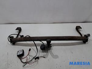 Gebruikte Trekhaak Peugeot Partner (GC/GF/GG/GJ/GK) 1.6 BlueHDI 75 Prijs € 211,75 Inclusief btw aangeboden door Maresia Parts