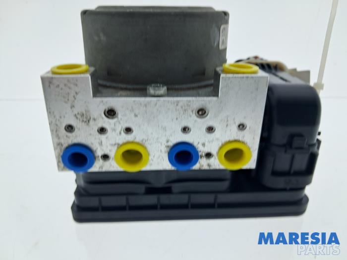 Gebruikte ABS Pomp Citroen C3 (SC) 1.6 16V VTi 120 Prijs € 131,25 Margeregeling aangeboden door Maresia Parts