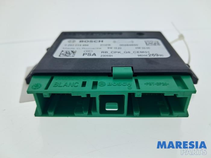 Gebruikte PDC Module Peugeot 3008 II (M4/MC/MJ/MR) 1.6 16V HYbrid 225 Prijs € 74,99 Margeregeling aangeboden door Maresia Parts