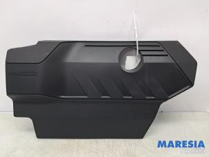 Gebruikte Afdekplaat motor Peugeot 3008 II (M4/MC/MJ/MR) 1.6 16V HYbrid 225 Prijs € 35,00 Margeregeling aangeboden door Maresia Parts