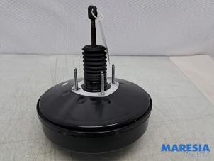 Gebruikte Rembooster Renault Trafic (1FL/2FL/3FL/4FL) 1.6 dCi 95 Prijs € 121,00 Inclusief btw aangeboden door Maresia Parts