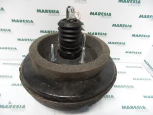 Gebruikte Rembekrachtiger Peugeot Partner Tepee (7A/B/C/D/E/F/G/J/P/S) 1.6 HDI 75 Prijs € 72,60 Inclusief btw aangeboden door Maresia Parts