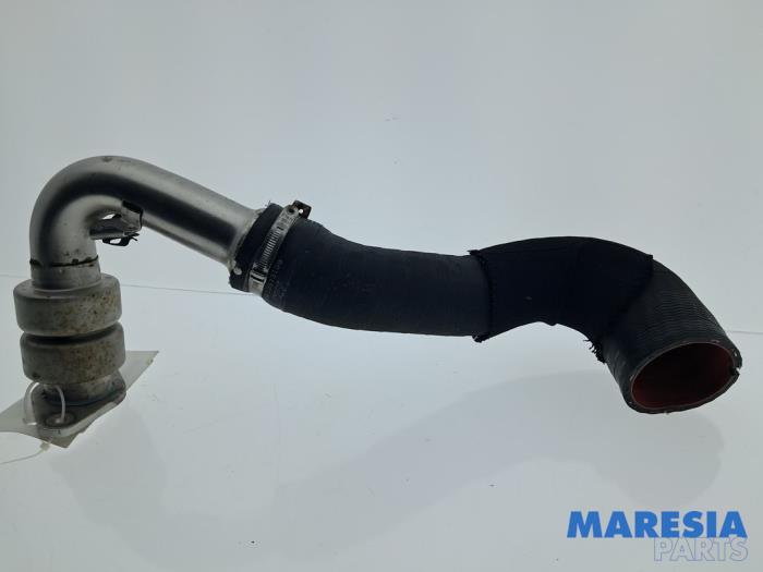 Gebruikte Intercooler Slang Alfa Romeo 159 Sportwagon (939BX) 1.8 TBi 16V Prijs € 59,99 Margeregeling aangeboden door Maresia Parts