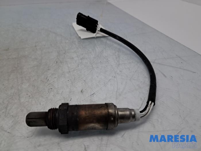 Gebruikte Lambda Sonde Renault Twingo (C06) 1.2 Prijs € 15,00 Margeregeling aangeboden door Maresia Parts