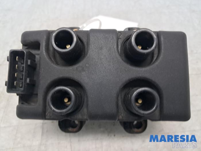 Gebruikte Bobine Renault Twingo (C06) 1.2 Prijs € 25,00 Margeregeling aangeboden door Maresia Parts