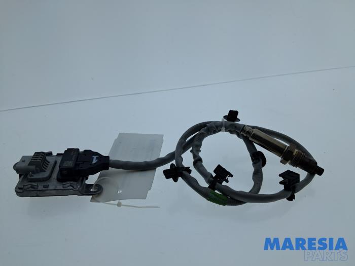 Gebruikte Nox sensor Renault Trafic (1FL/2FL/3FL/4FL) 2.0 dCi 16V 170 Prijs € 242,00 Inclusief btw aangeboden door Maresia Parts