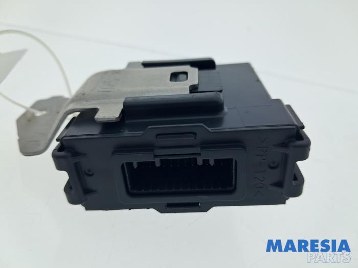 Gebruikte Computer Diversen Renault Trafic (1FL/2FL/3FL/4FL) 2.0 dCi 16V 170 Prijs € 314,60 Inclusief btw aangeboden door Maresia Parts