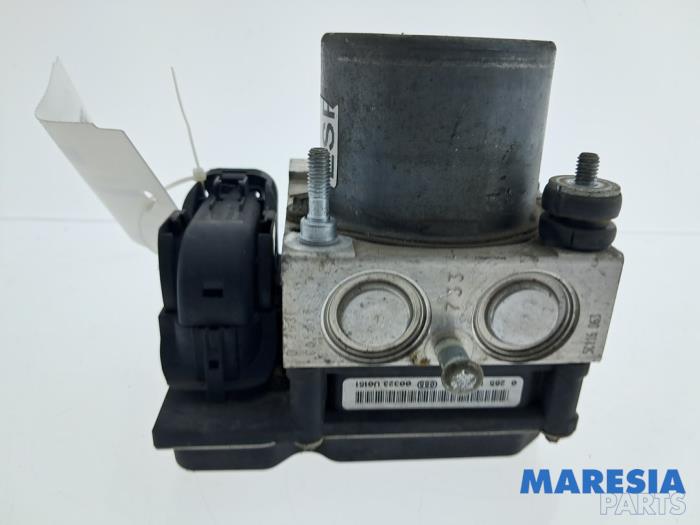Gebruikte ABS Pomp Fiat Punto Evo (199) 1.4 16V MultiAir Start&Stop Prijs € 69,99 Margeregeling aangeboden door Maresia Parts