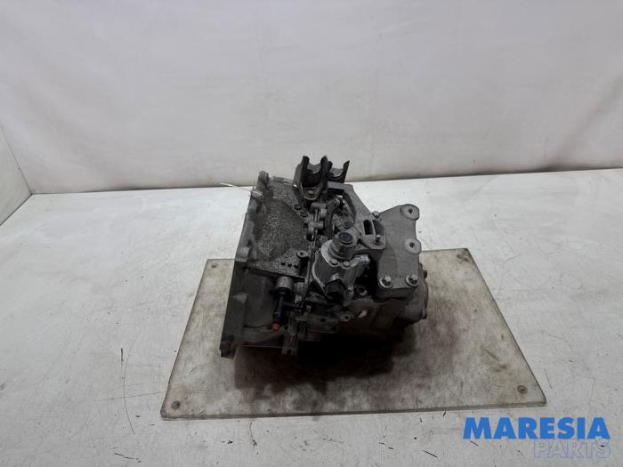 Gebruikte Versnellingsbak Opel Adam 1.0 Ecotec 12V SIDI Turbo Prijs € 499,00 Margeregeling aangeboden door Maresia Parts