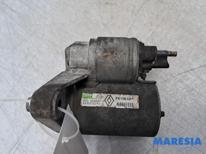 Gebruikte Startmotor Renault Grand Scénic III (JZ) 1.4 16V TCe 130 Prijs € 45,00 Margeregeling aangeboden door Maresia Parts