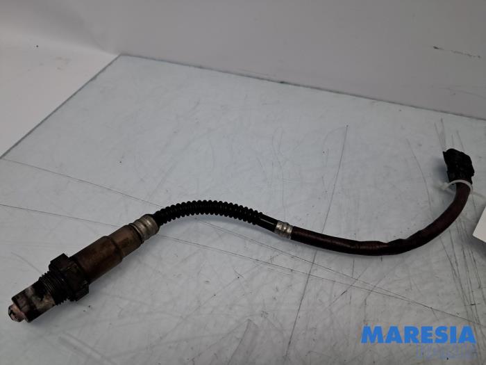 Gebruikte Lambda Sonde Renault Grand Scénic III (JZ) 1.4 16V TCe 130 Prijs € 30,00 Margeregeling aangeboden door Maresia Parts