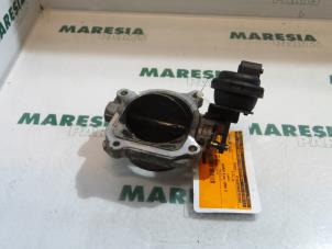 Gebruikte Gasklephuis Renault Laguna II Grandtour (KG) 2.2 dCi 150 16V Prijs € 105,00 Margeregeling aangeboden door Maresia Parts
