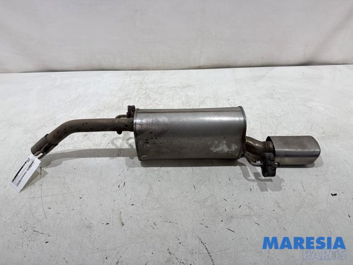 Gebruikte Uitlaat Einddemper Opel Adam 1.0 Ecotec 12V SIDI Turbo Prijs € 69,99 Margeregeling aangeboden door Maresia Parts