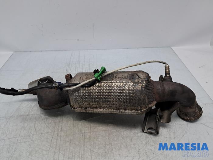 Gebruikte Katalysator Peugeot 308 (L3/L8/LB/LH/LP) 1.6 16V THP Prijs € 294,00 Margeregeling aangeboden door Maresia Parts