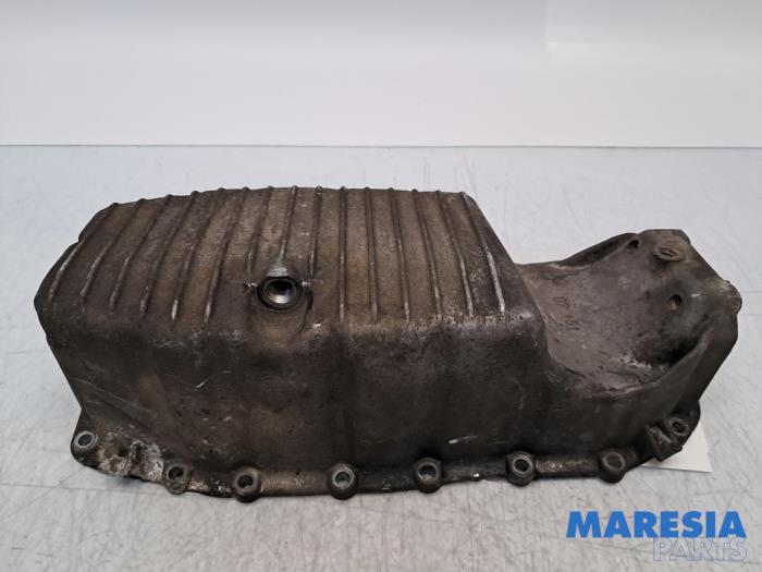 Gebruikte Carterpan Fiat 500 (312) 1.4 16V Prijs € 60,00 Margeregeling aangeboden door Maresia Parts