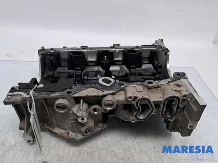 Gebruikte Carterpan Renault Scénic IV (RFAJ) 1.3 TCE 140 16V Prijs € 105,00 Margeregeling aangeboden door Maresia Parts
