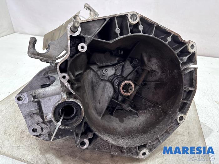 Gebruikte Versnellingsbak Fiat 500 (312) 0.9 TwinAir 85 Prijs € 499,00 Margeregeling aangeboden door Maresia Parts