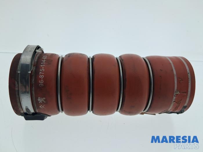 Gebruikte Intercooler Slang Citroen DS3 (SA) 1.6 16V VTS THP 155 Prijs € 25,00 Margeregeling aangeboden door Maresia Parts