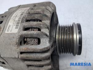Alternator van een Opel Combo 1.3 CDTI 16V 2018
