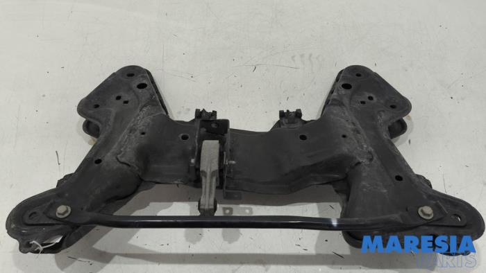 Gebruikte Subframe Citroen C3 (SX/SW) 1.2 12V e-THP PureTech 110 Prijs € 69,99 Margeregeling aangeboden door Maresia Parts