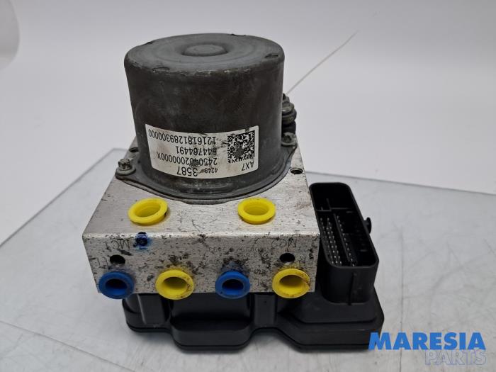 Gebruikte ABS Pomp Opel Karl 1.0 12V Prijs € 85,00 Margeregeling aangeboden door Maresia Parts