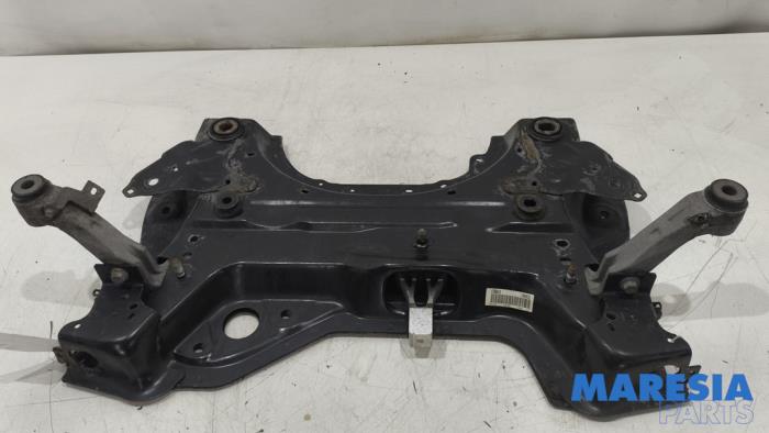 Gebruikte Subframe Citroen C4 Grand Picasso (3A) 1.2 12V PureTech 130 Prijs € 149,95 Margeregeling aangeboden door Maresia Parts