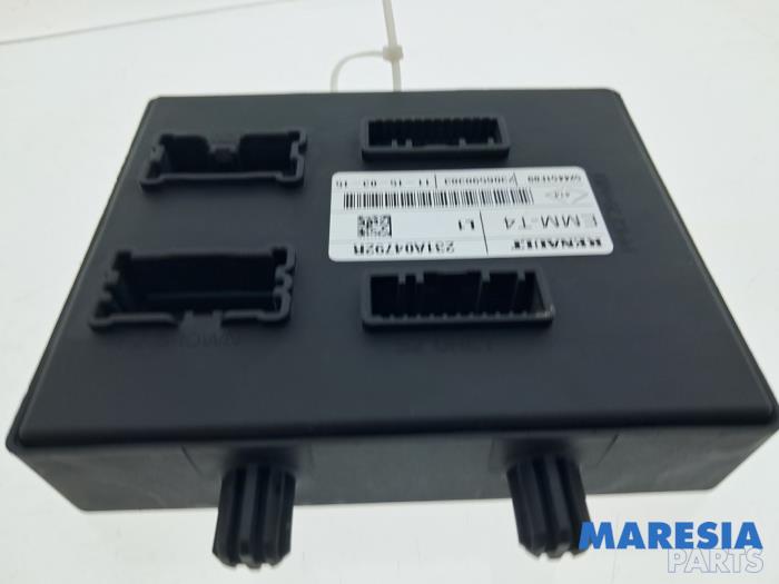 Gebruikte BCM Renault Captur I (2R) 0.9 Energy TCE 12V Prijs € 69,99 Margeregeling aangeboden door Maresia Parts