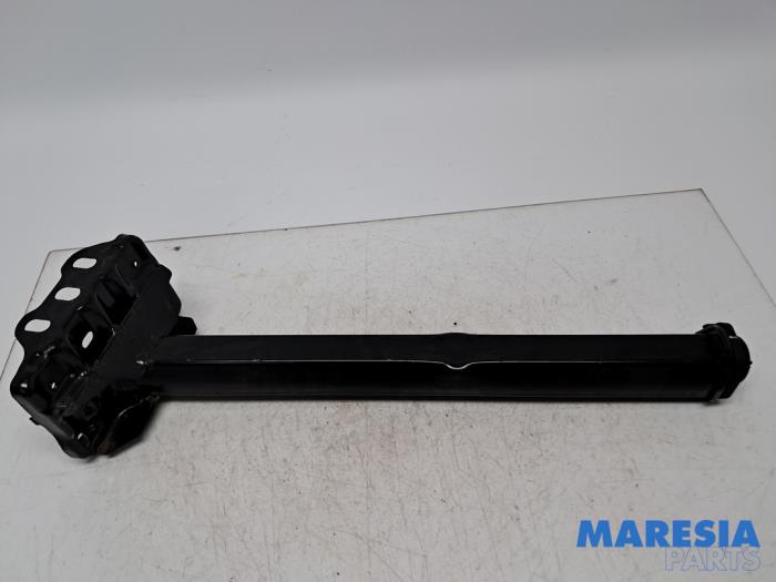 Gebruikte Frontdeel steun Citroen C4 Grand Picasso (3A) 1.2 12V PureTech 130 Prijs € 30,00 Margeregeling aangeboden door Maresia Parts