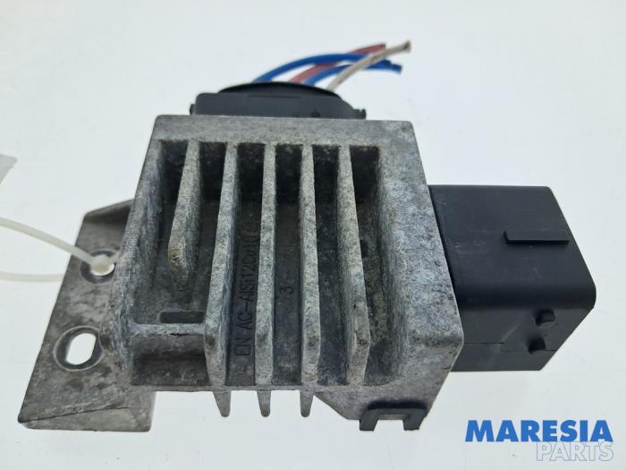 Gebruikte Computer Koeling Renault Trafic (1FL/2FL/3FL/4FL) 2.0 dCi 16V 130 Prijs € 60,44 Inclusief btw aangeboden door Maresia Parts