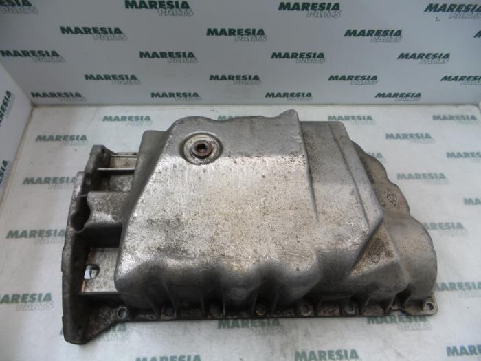 Gebruikte Carterpan Renault Kangoo (KC) 1.9 D 55 Prijs € 36,30 Inclusief btw aangeboden door Maresia Parts