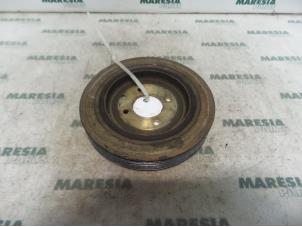 Gebruikte Krukas Poelie Peugeot 206 (2A/C/H/J/S) 1.9 D Prijs € 25,00 Margeregeling aangeboden door Maresia Parts