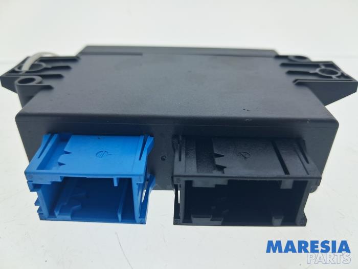 Gebruikte PDC Module Citroen C3 (SC) 1.2 VTi 82 12V Prijs € 37,50 Margeregeling aangeboden door Maresia Parts