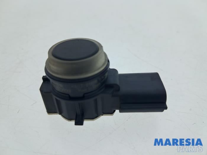 Gebruikte Sensor PDC Renault Espace (RFCJ) 1.6 Tce 200 Prijs € 19,90 Margeregeling aangeboden door Maresia Parts