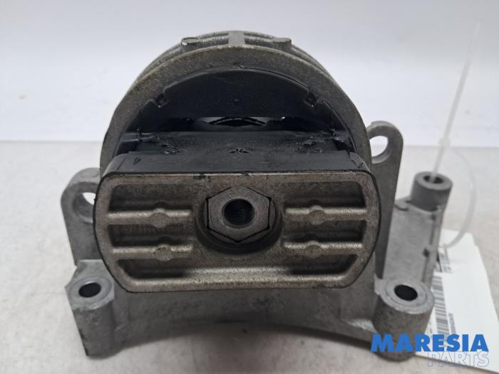 Gebruikte Motorrubber Fiat 500L (199) 0.9 TwinAir Turbo 105 Prijs € 29,50 Margeregeling aangeboden door Maresia Parts