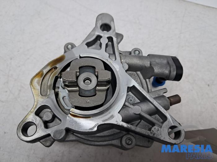 Gebruikte Vacuumpomp (Benzine) Fiat 500L (199) 0.9 TwinAir Turbo 105 Prijs € 40,00 Margeregeling aangeboden door Maresia Parts