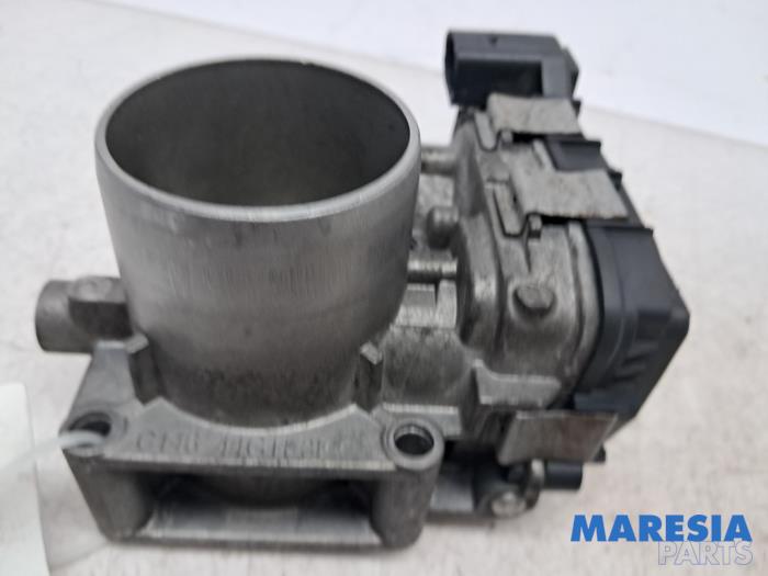 Gebruikte Gasklephuis Fiat Panda (312) 0.9 TwinAir 60 Prijs € 49,95 Margeregeling aangeboden door Maresia Parts
