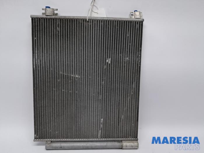 Gebruikte Airco Condensor Renault Espace (RFCJ) 1.6 Tce 200 Prijs € 64,95 Margeregeling aangeboden door Maresia Parts