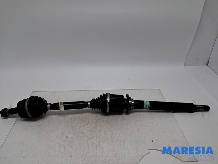 Gebruikte Aandrijfas rechts-voor Alfa Romeo Giulietta (940) 1.4 TB 16V MultiAir Prijs € 109,95 Margeregeling aangeboden door Maresia Parts
