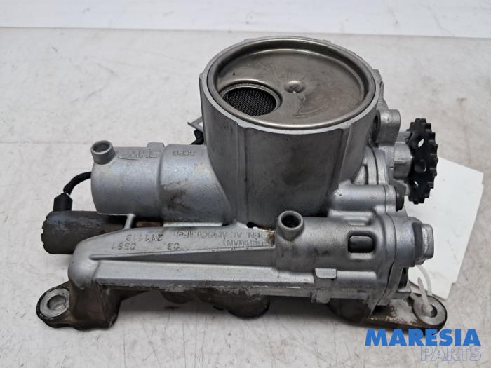 Gebruikte Oliepomp Peugeot 5008 I (0A/0E) 1.6 THP 16V Prijs € 150,00 Margeregeling aangeboden door Maresia Parts